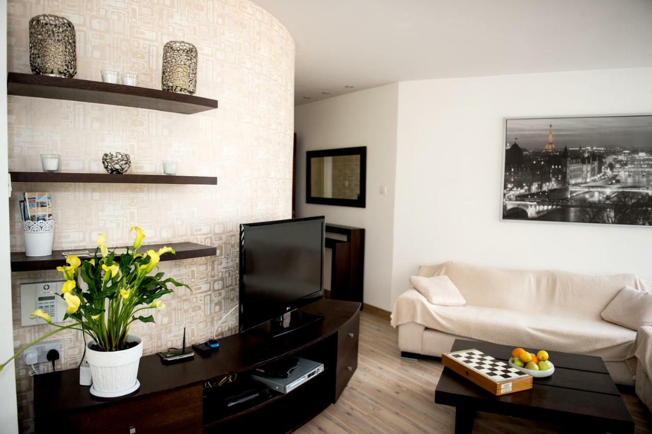לרנקה Sophia Court Apartment מראה חיצוני תמונה