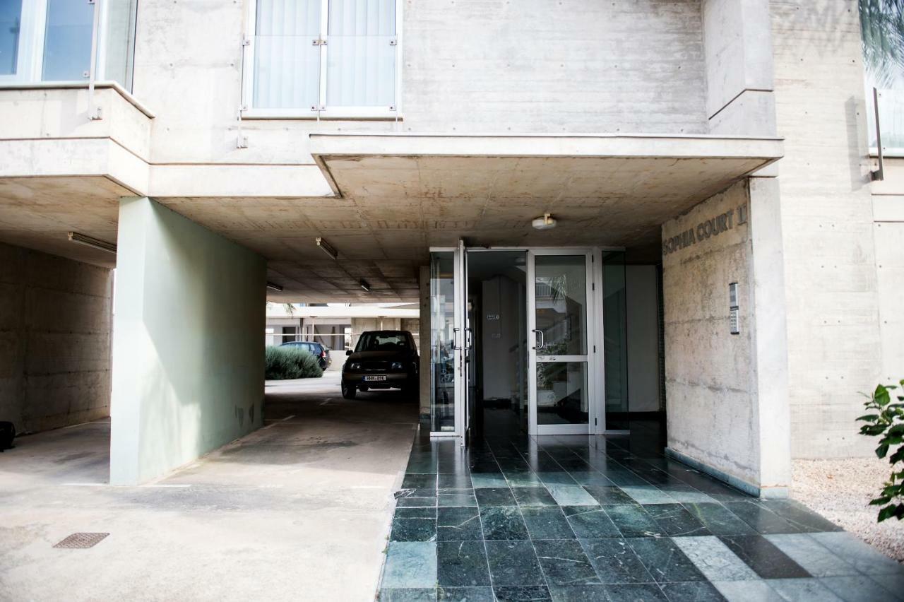 לרנקה Sophia Court Apartment מראה חיצוני תמונה
